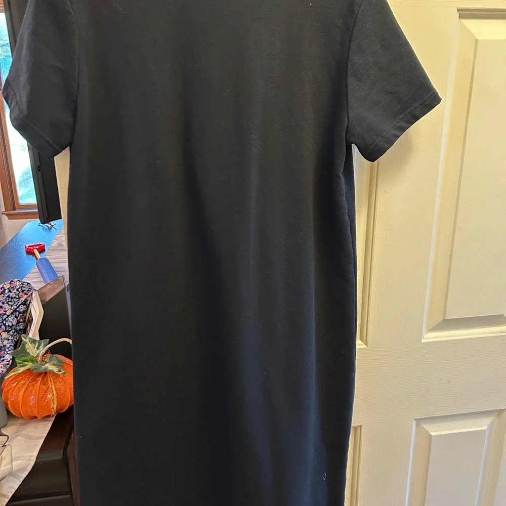 Black Graphic T-Shirt Dress - Picture 5 of 5
